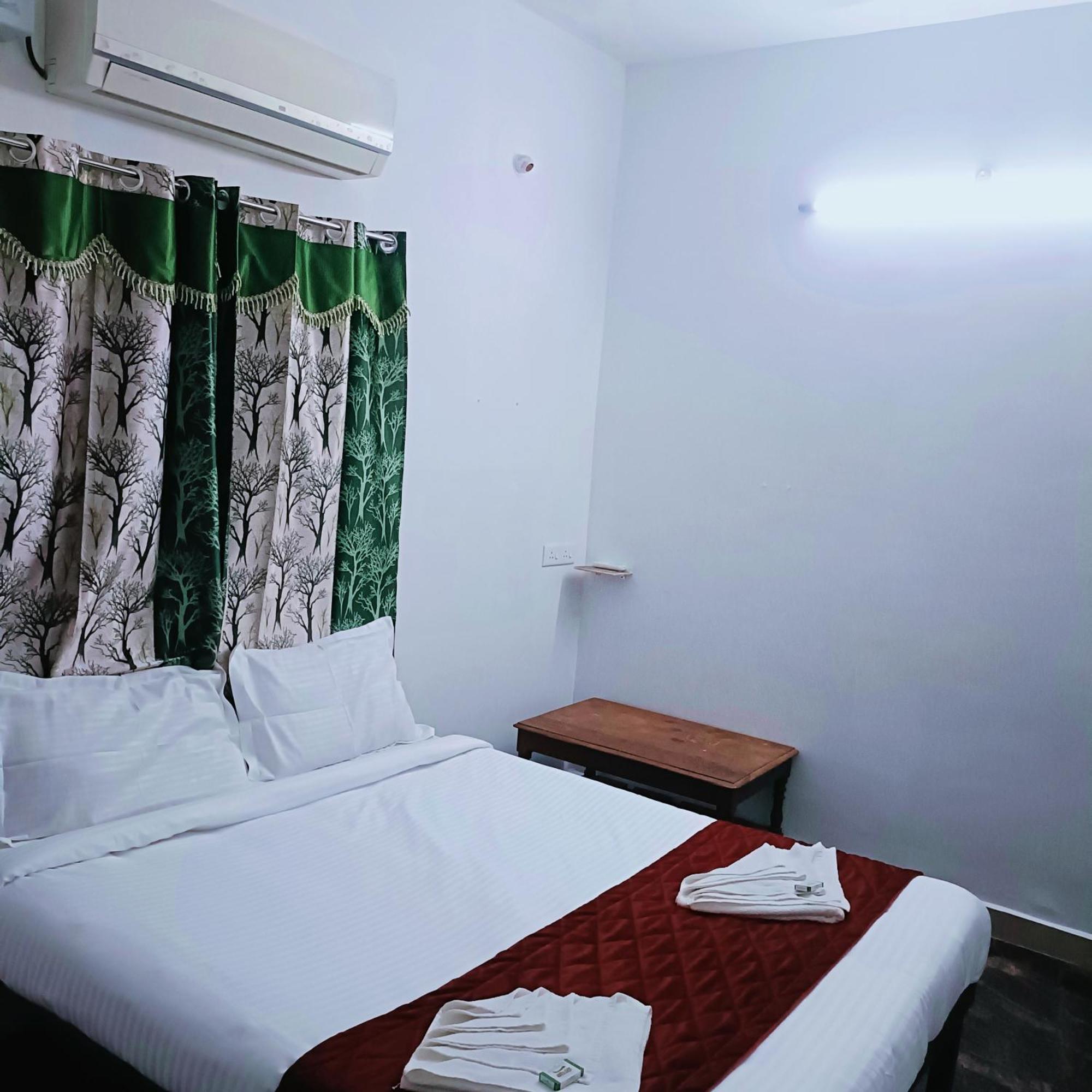 Le Escape Homey Inn Pondicherry Exterior foto